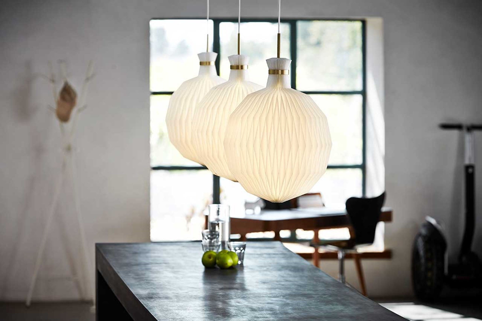LeKlint101_pendant_brass_hang-up_lifestyle_1